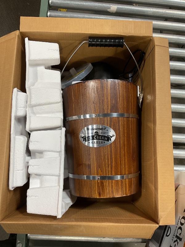 Photo 1 of ***** FOR PARTS/MOTOR HOUSING IS CRACK***** Elite Gourmet EIM949 Old Fashioned 6 Quart Vintage Walnut Wood Bucket, Electric Ice Cream Maker Machine Appalachian, Uses Ice and Rock Salt