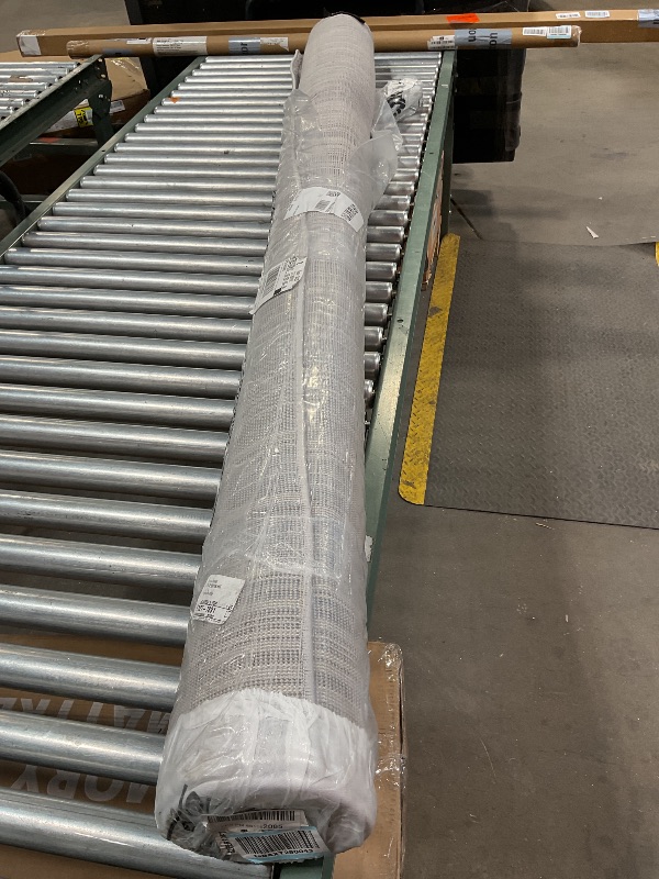 Photo 1 of **** *HAS BURNT SPOT **** JONATHAN Y SUPERSOFT Haze 8 x 10 (ft) Loomed Light Gray Rectangular Indoor Solid Mid-Century Modern Pet Friendly Area rug
Item #3701089 |
Model #SEU100K-8