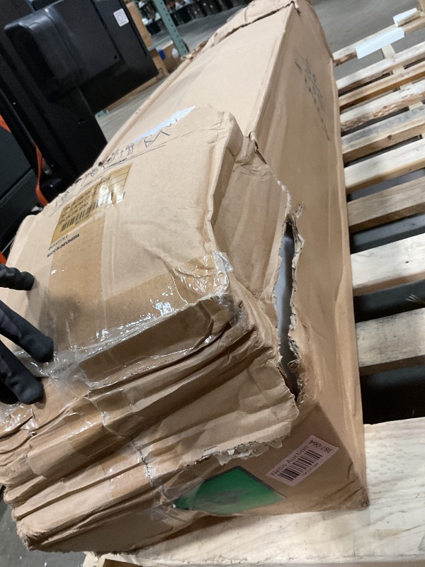 Photo 1 of **DIRT FROM TRANSPORT **ZINUS 10 Inch Queen Green Tea Memory Foam Mattress [New Version], Fiberglass free, Medium Firm Feel, Zoned Pressure Relief, Certified Safe Foams & Fabric, Mattress in A Box