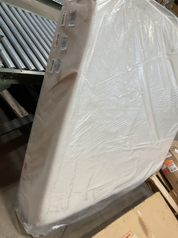 Photo 1 of **CORNER DENTED. DIRT FROM TRANSPORT **ZINUS 12 Inch Queen Green Tea Memory Foam Mattress [New Version], Fiberglass free, Medium Firm Feel, Zoned Pressure Relief, Certified Safe Foams & Fabric, 