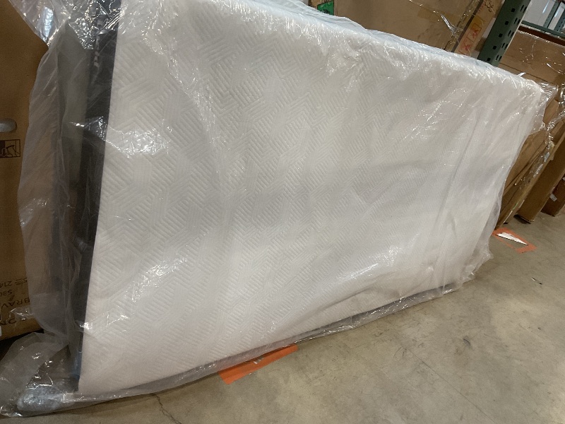 Photo 1 of **DIRT FROM TRANSPORT **Twin size mattress.