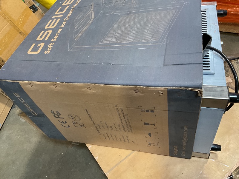 Photo 1 of **DIRT. SSCRAPES**GSEICE BJK428S 3600W Commercial Ice Cream Maker, 11-12.2 Gal/H, 2+1 Flavors Soft Serve Machine, 2.1 Gal Hoppers, 0.53 Gal Cylinders, Puffing & Pre-Cooling