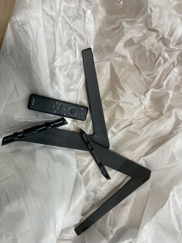 Photo 1 of **DIRT. BOTTOM OF FRAME UNDER TV LOOSE**Samsung 65-Inch Class OLED 4K S85F Series, Vision AI Smart TV (2025 Model, 65S85F) Object Tracking Sound Lite w/Dolby Atmos, NQ4 AI Gen2 Processor, Contour Design, Color Booster Pro, Alexa Built-in