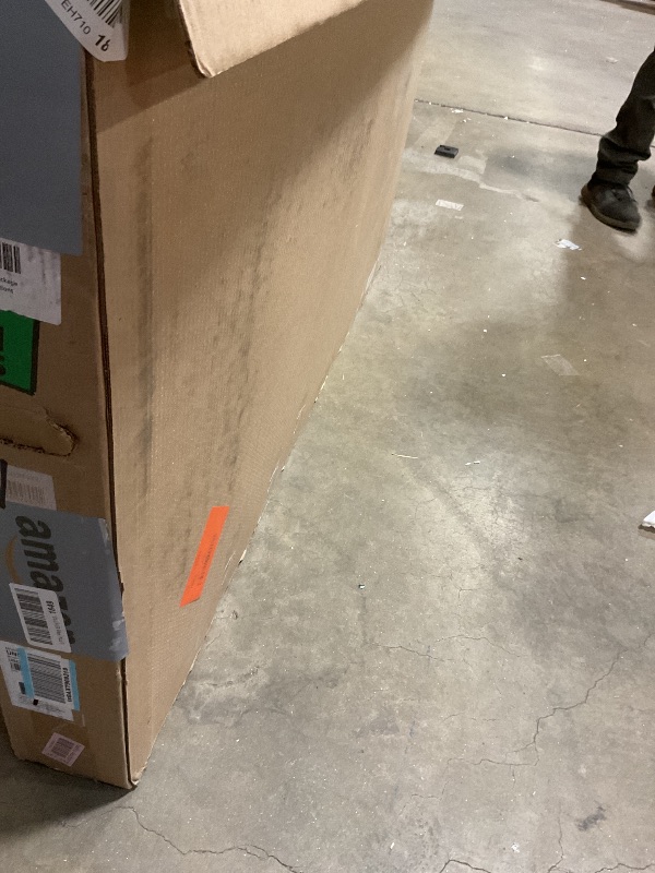 Photo 1 of **DIRT. SCRATCHES**Samsung - 40" Class 5 Series LED Full HD Smart Tizen TV (2019)