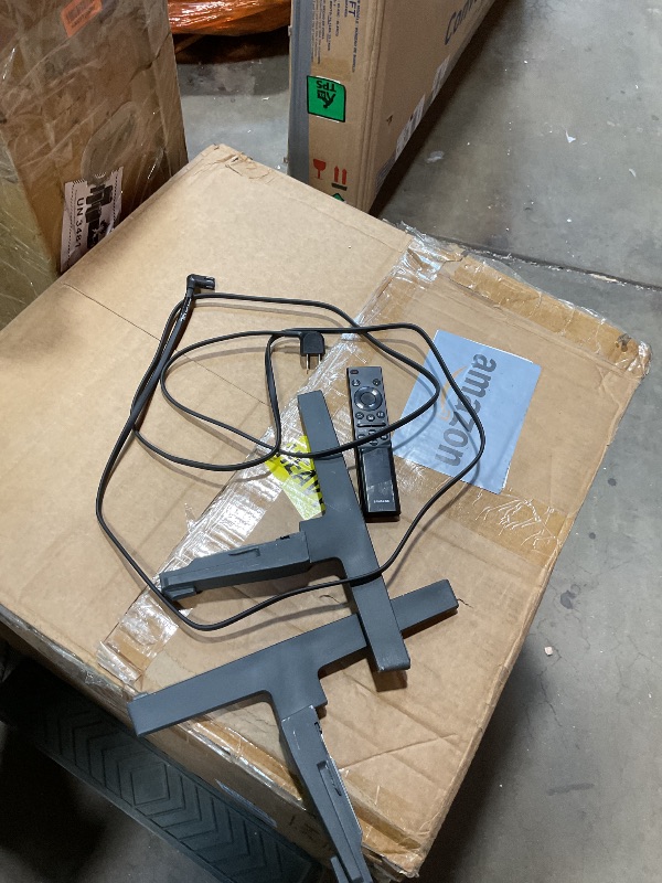 Photo 1 of **SELLING FOR PARTS. DOES NOT POWER ON**Samsung 75-Inch Class Crystal UHD U8000F 4K Smart TV (2025 Model) Endless Free Content, Crystal Processor 4K, MetalStream Design, Knox Security, Alexa Built-in