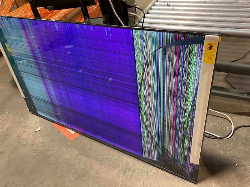 Photo 1 of **MAJOR DAMGE TO SCREEN. SELLING FOR PARTS**TCL 75 Inch Class QM6K Series | Mini LED QLED 4K HDR | 75QM6K, 2025 Model | 120HZ-144HZ High Brightness Smart Google TV Dolby Atmos Onkyo Audio | Voice Remote Alexa Gaming Streaming Television