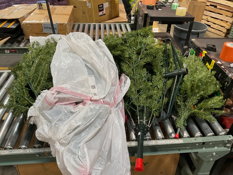 Photo 1 of ***NO PACKAGING ***National Tree Company 7.5 ft Pre-Lit Dunhill Fir Artificial Christmas Tree, 750 Clear Lights, 2,514 Tips, Includes Stand, Green