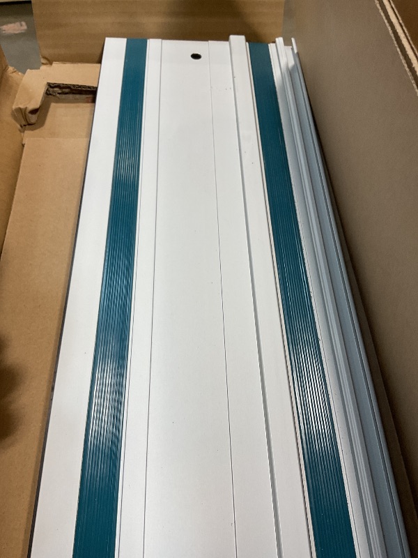 Photo 1 of **DIRT FROM TRANSPORT **Makita 194368-5 55" Guide Rail