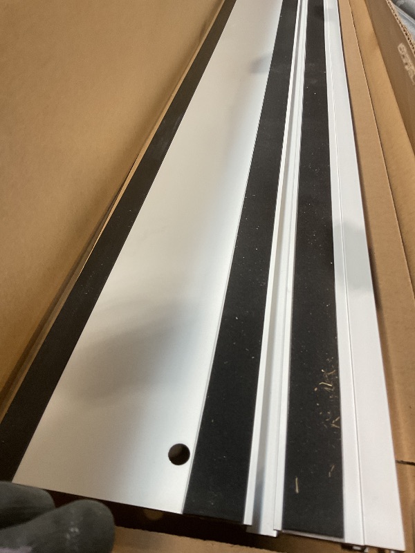 Photo 1 of **DIRT FROM TRANSPORT **Makita 194368-5 55" Guide Rail