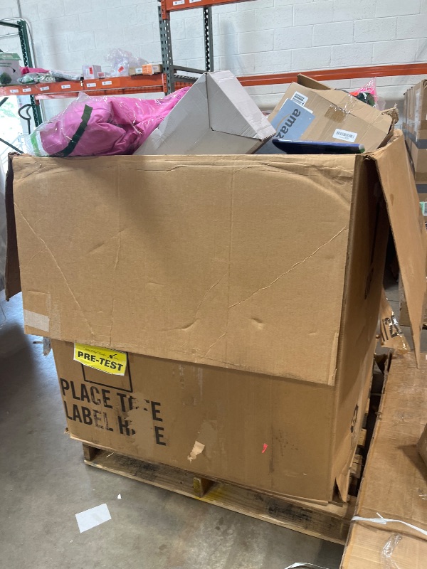 Photo 1 of *** NON REFUNDABLE *** 
TRASH/NON SELL PALLET
*MUST BRING TRUCK TO PICK UP*