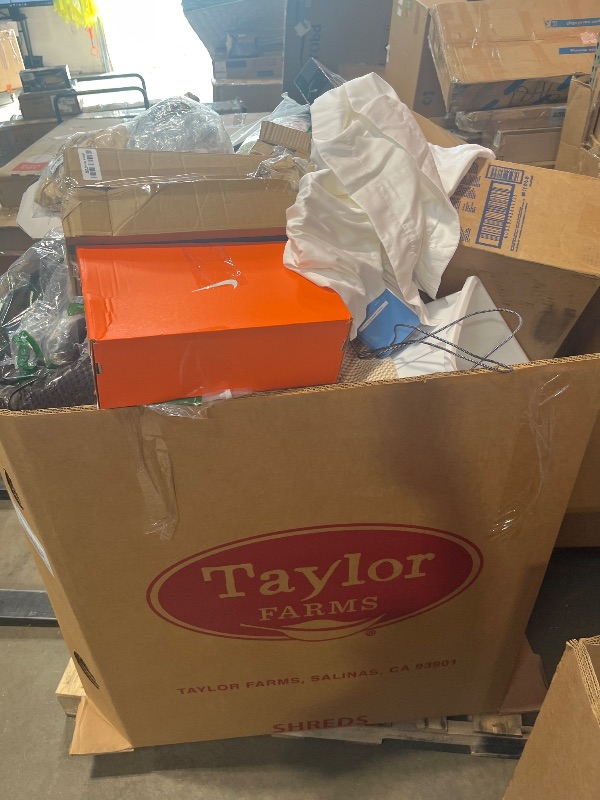 Photo 1 of *** NON REFUNDABLE *** 
**MUST BRING TRUCK TO PICK UP**
TRASH/NON SELL PALLET