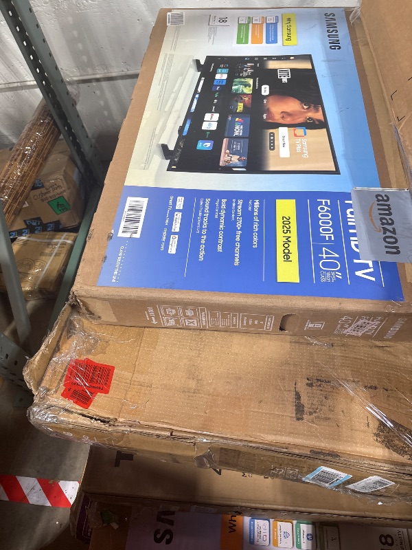 Photo 1 of *** NON REFUNDABLE *** **MUST BRING TRUCK TO PICK UP** TRASH/NON SELL PALLET