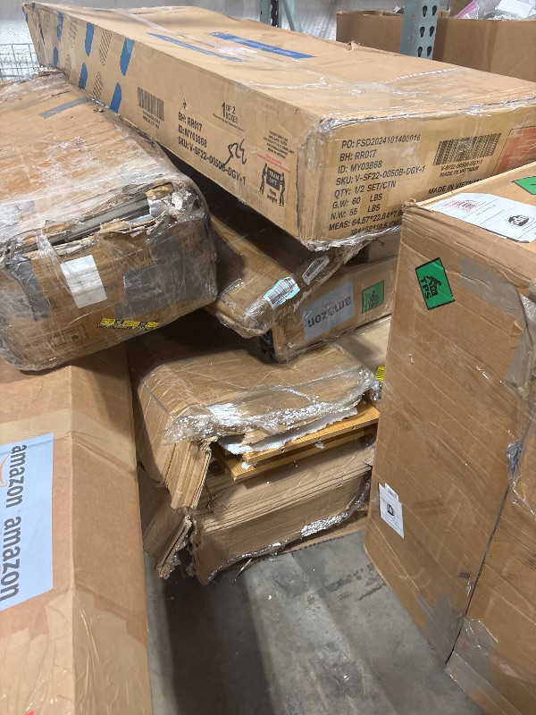 Photo 1 of *** NON REFUNDABLE *** **MUST BRING TRUCK TO PICK UP** TRASH/NON SELL PALLET