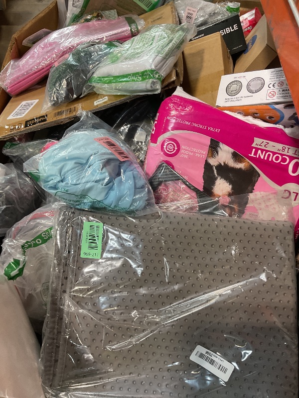 Photo 1 of *** NON-REFUNDABLE ***MUST BRING A TRUCK TO PICK UP**** TRASH/NON SELL PALLET***