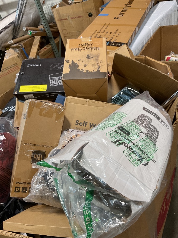 Photo 1 of *** NON-REFUNDABLE ***MUST BRING A TRUCK TO PICK UP**** TRASH/NON SELL PALLET***