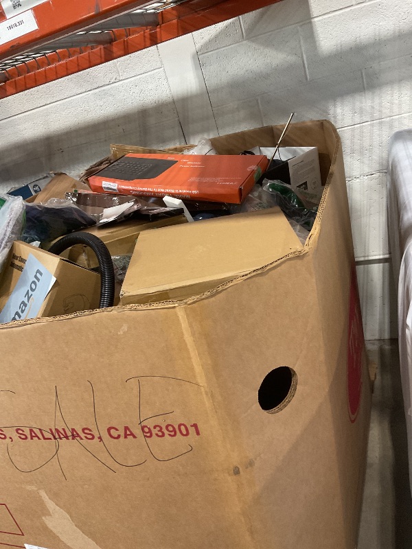 Photo 1 of *** NON-REFUNDABLE ***MUST BRING A TRUCK TO PICK UP**** TRASH/NON SELL PALLET***