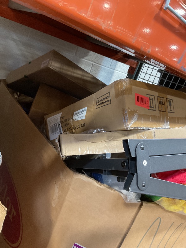 Photo 1 of *** NON-REFUNDABLE ***MUST BRING A TRUCK TO PICK UP**** TRASH/NON SELL PALLET***