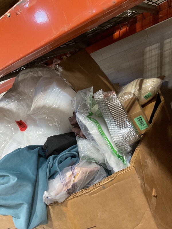 Photo 1 of *** NON-REFUNDABLE ***MUST BRING A TRUCK TO PICK UP**** TRASH/NON SELL PALLET***