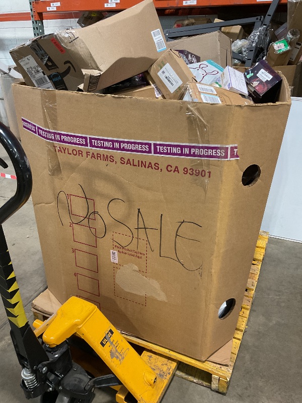 Photo 1 of *** NON-REFUNDABLE ***MUST BRING A TRUCK TO PICK UP**** TRASH/NON SELL PALLET***