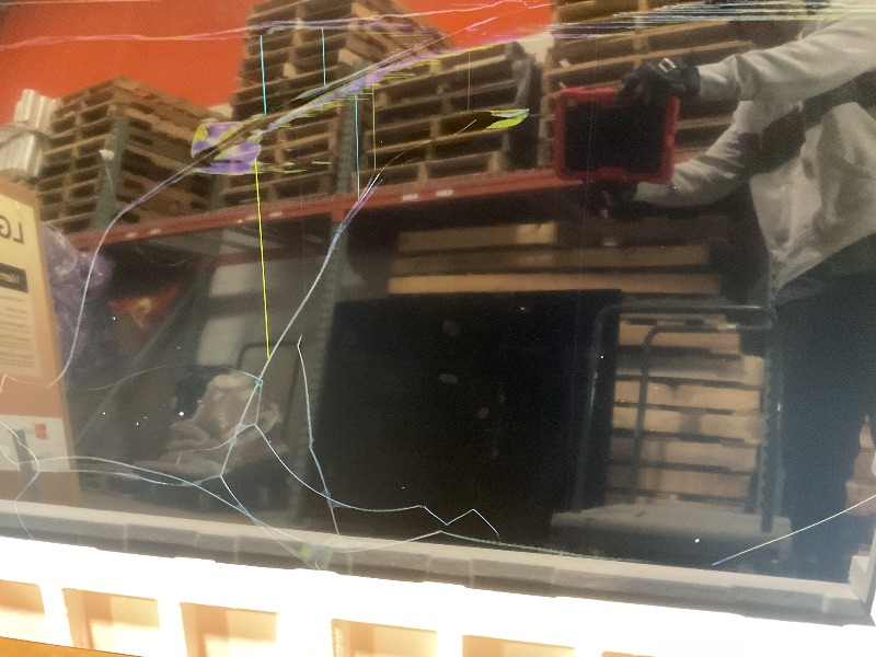 Photo 1 of ****BROKEN SCREEN PARTS ONLY**** LG 75-Inch Class UR9000 Series Alexa Built-in 4K Smart TV (3840 x 2160),Bluetooth, Wi-Fi, USB, Ethernet, HDMI 60Hz Refresh Rate, AI-Powered 4K,Black