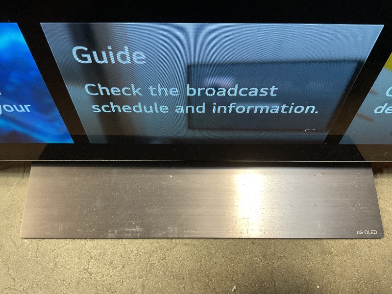 Photo 1 of *OUT OF BOX* LG 77-Inch Class OLED evo C4 Series Smart TV 4K Processor Flat Screen with Magic Remote AI-Powered with Alexa Built-in (OLED77C4PUA, 2024)