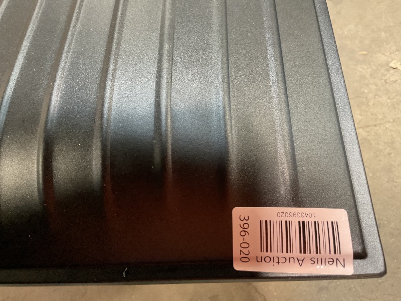 Photo 1 of ****BROKEN DAMAGED TELEVISION. PARTS ONLY**** SAMSUNG 75-Inch Class QLED Q6F Series Smart TV (2025 Model, 75Q6F) Q4 Lite Processor, Quantum HDR, Motion Xcelerator 60Hz, Color Booster, 4K Upscaling, Works with Alexa