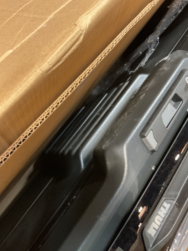 Photo 1 of **MINOR USE WEAR**Thule Motion 3 Rooftop Box, Black