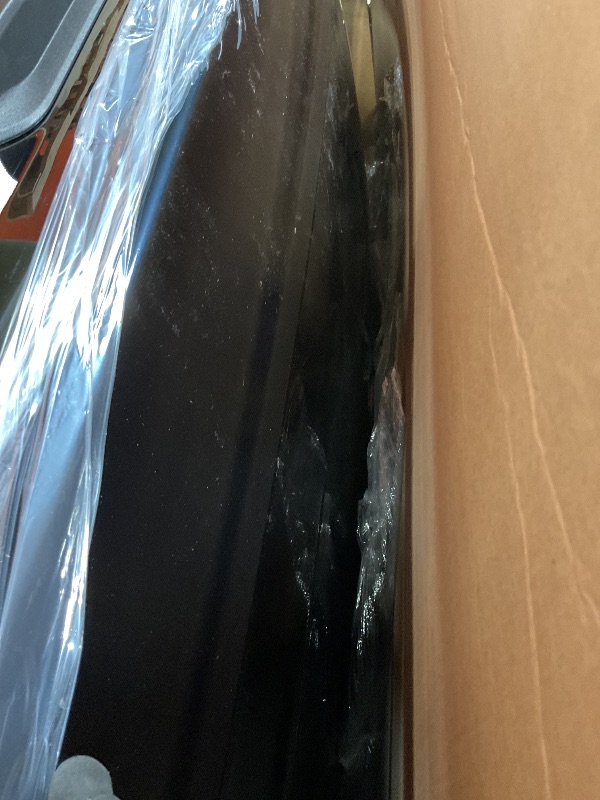 Photo 1 of **MINOR USE WEAR**Thule Motion 3 Rooftop Box, Black