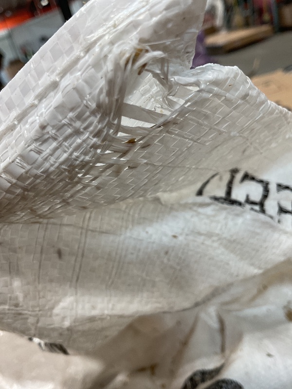 Photo 1 of **MINOR HOLE**Scotts Professional Turfgrass Seed Sun and Shade Mix, Uncoated, 99.9% Weed Free, 50 lbs.