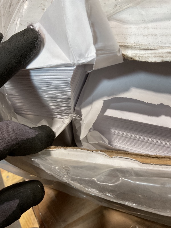 Photo 1 of **MISSING ONE REAM**Amazon Basics Multipurpose Copy Printer Paper, 20 lb, 8.5 x 11 Inches, 10 Reams (5,000 Sheets), 92 Bright, White
