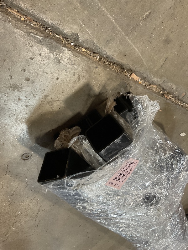 Photo 1 of **SCRAPES FROM TRANSPORT **Heavy duty black metal frame