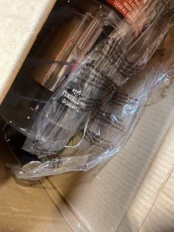 Photo 1 of **TOP LID IS BROKEN**Ninja SLUSHi with RapidChill Technology, 88 oz. Frozen Drink & Slushie Machine, 5 Preset Programs, Margaritas, Frappés, and More, Premium Accents, Black, FS301