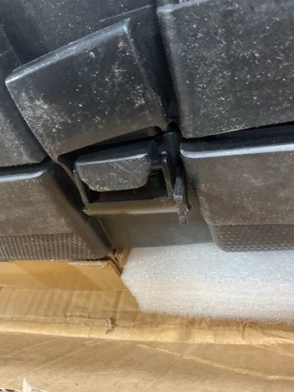 Photo 1 of **BROKEN CASE LOCK**VEVOR Demolition Jack Hammer, 1350 BPM Concrete Breaker 6pcs Chisels Bit Chipping with Case, 2200W Electric Jackhammer Heavy Duty, Black