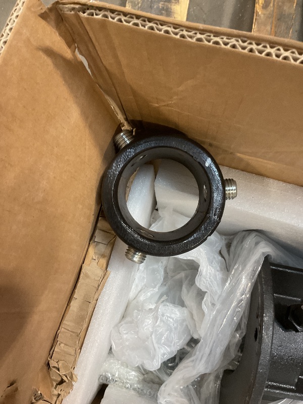 Photo 1 of **MINOR USE WEAR**Fifth Wheel to Gooseneck Cushioned Trailer Hitch Adapter - 12" to 16" Adjustable Height Converter Gooseneck Trailer Hitch Adapter