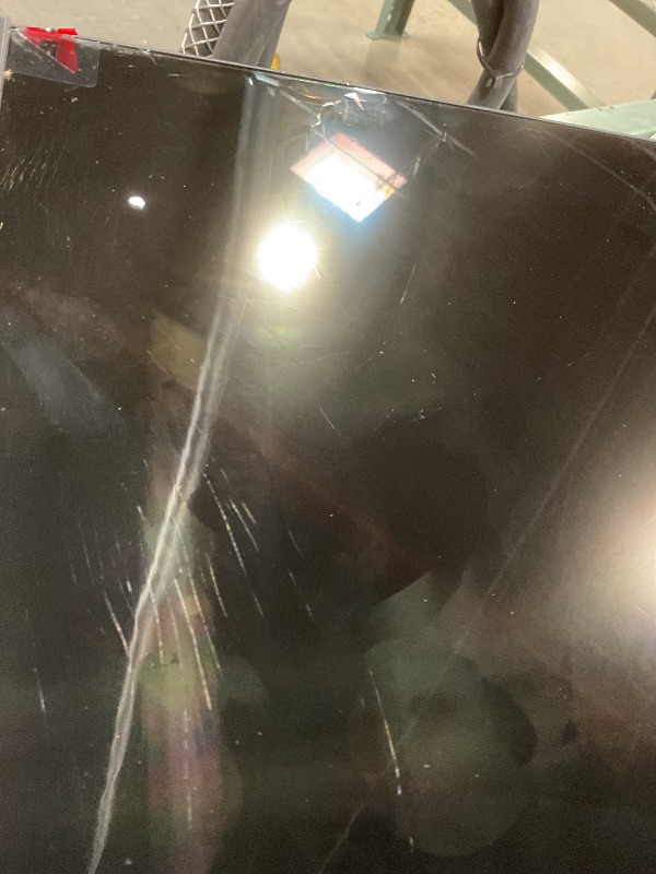 Photo 1 of **MAJOR DAMAGE TO SCREEN. SELLING FOR PARTS**Samsung 58-Inch Class Crystal UHD U8000F 4K Smart TV (2025 Model) Endless Free Content, Crystal Processor 4K, MetalStream Design, Knox Security, Alexa Built-in