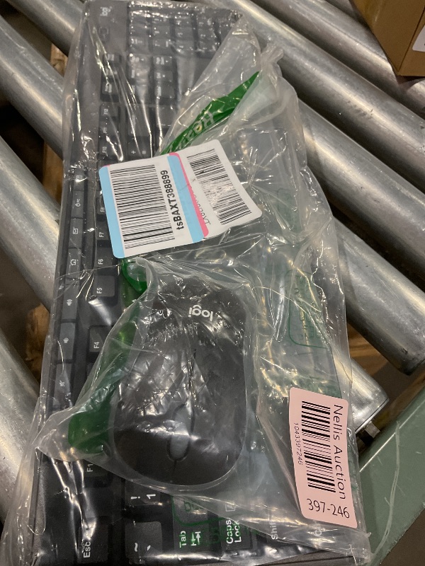 Photo 1 of **SELLING FOR PARTS. MISSING BLUETOOTH PLUGIN**Logitech MK270 Wireless Keyboard and Mouse Combo for Windows, 2.4 GHz, 8 Multimedia Keys, PC, Laptop, Wireless Keyboard Compact Mouse Combo - Black