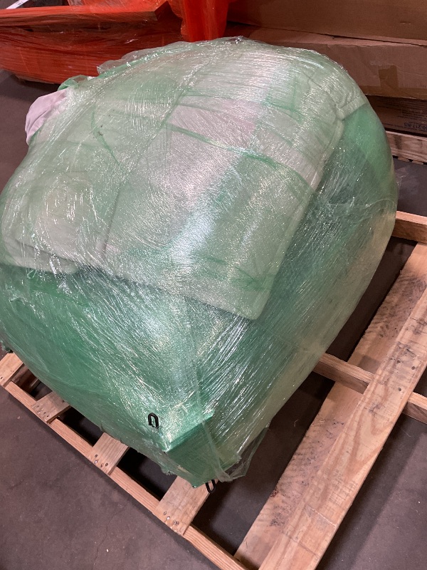 Photo 1 of **DIRT AND SCRAPES FROM TRANSPORT **Nicbex 73.2" Queen Size Pull Out Couch Bed Convertible Sleeper Loveseat Sofa Velvet Upholstered Futon Sofá Bed Oversized 3 in 1 Pullout Sofa&Couch with Pillow-top Armrest for Living Room, Office