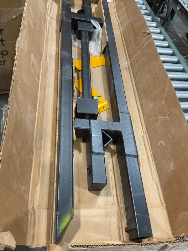 Photo 1 of **MINOR USE WEAR**Forklift fork parts