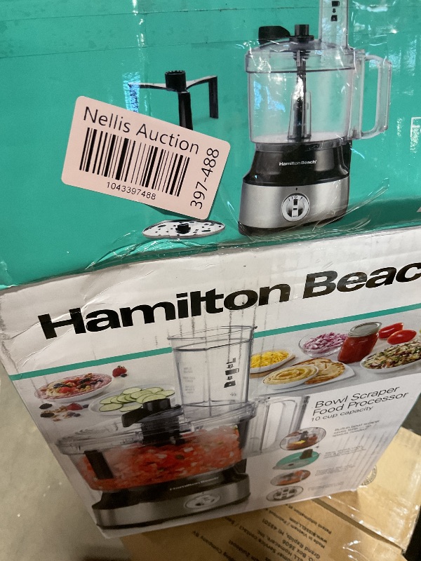 Photo 1 of **SELLING FOR PARTS. CRACKED HEAD PIECE**Hamilton Beach Food Processor & Vegetable Chopper for Slicing, Shredding, Mincing, and Puree, 10 Cups + Easy Clean Bowl Scraper, Black and Stainless Steel (70730)