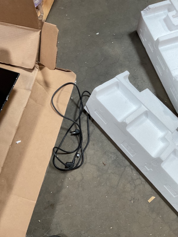Photo 1 of **SELLING FOR PARTS**SAMSUNG 83-Inch Class OLED 4K S90D Series HDR+ Smart TV w/Dolby Atmos, Object Tracking Sound Lite, Motion Xcelerator, Real Depth Enhancer, 4K AI Upscaling, Alexa Built-in (QN83S90D, 2024 Model)
