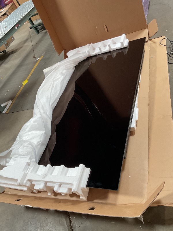 Photo 1 of **SELLING FOR PARTS**SAMSUNG 83-Inch Class OLED 4K S90D Series HDR+ Smart TV w/Dolby Atmos, Object Tracking Sound Lite, Motion Xcelerator, Real Depth Enhancer, 4K AI Upscaling, Alexa Built-in (QN83S90D, 2024 Model)