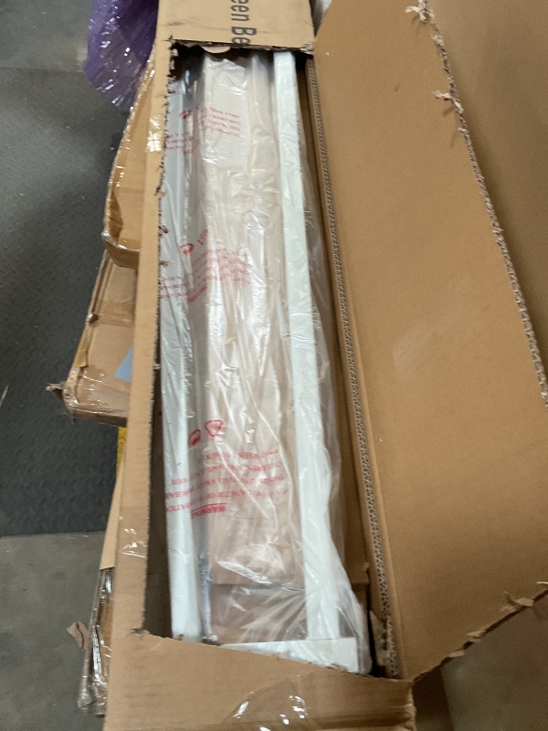 Photo 1 of 6 inch queen bedframe white
