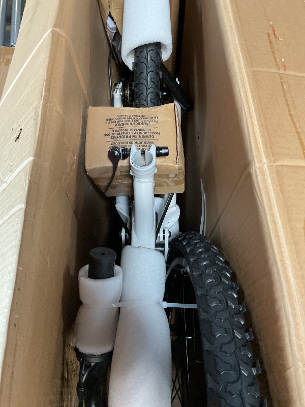 Photo 1 of **FOR PARTS/ ISSUES WITH BACK TIRE CHAIN/FRONT TIRE RIM BENT** Huffy Stone Mountain Mens 26 Inch Mountain Bike, Cloudy Grey Gloss Frame, 21-Speed Shimano Twist Shifting, Dual Suspension, Comfort Saddle | 20"/24"/26" Sizes, 6-21 Speeds, Dual Suspension Ava