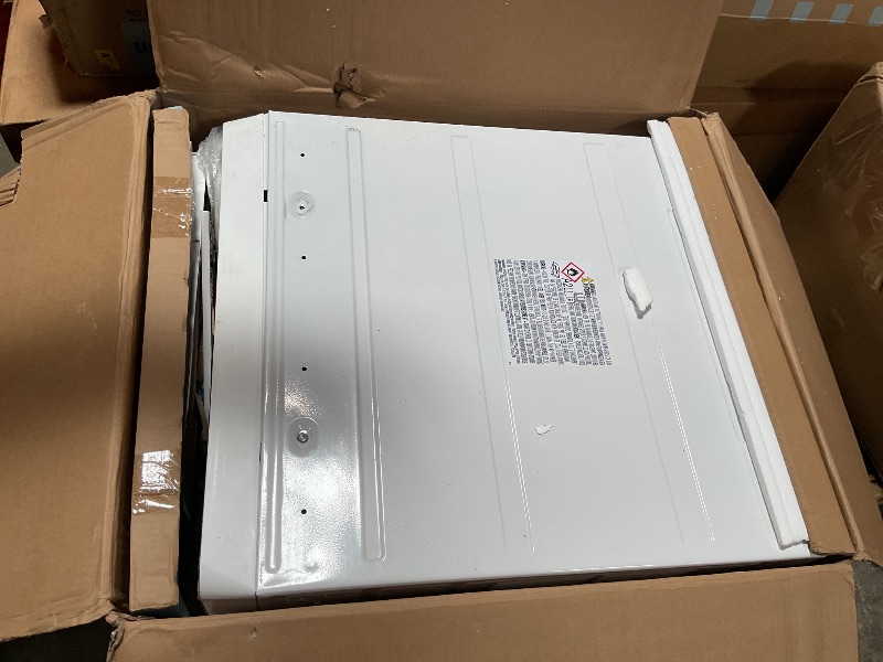Photo 1 of **FOR PARTS ONLY/NON-FUNCRTIONAL** Midea 24,000 BTU Smart Inverter Window Air Conditioner with APP, Alexa Control, 230V AC Unit Cools up to 15,00 Sq. Ft, Quiet Operation, Energy Saving, Remote & Easy Installation Kit, White