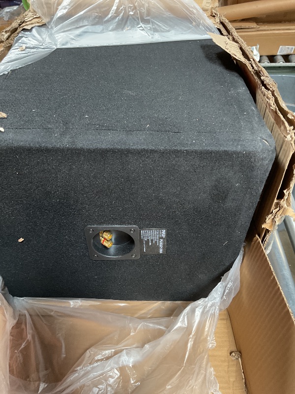 Photo 1 of **PARTS ONLY**
Pyle 12' Dual Subwoofer Box System - 12' Series Vented Subwoofer Enclosure, Rear Vented Design with Santoprene Surround, 2 x 1200 Watts Max Power, 4 Layer Dual Voice Coil