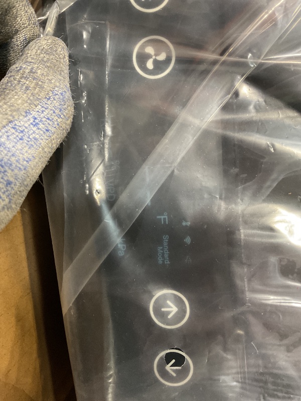 Photo 1 of AeroLush C08 Intelligent Air Conditioner, 4-in-1 Function, with Temperature & Humidity Sensor Probe