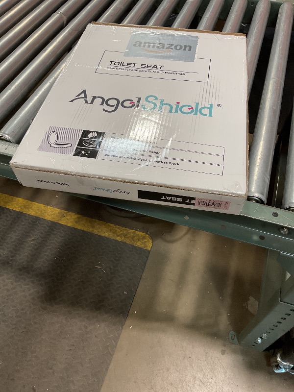 Photo 1 of ***MEASUREMENTS POSSIBLY AREN'T CORRECT***** Angol Shiold Round Bamboo Toilet Seat with Zinc Alloy Hinges, Easy to Install also Easy to Clean, Natural Bamboo, Light, 16.5-inch