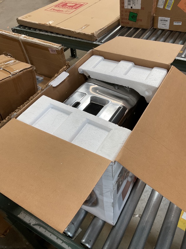 Photo 1 of **FOR PARTS ONLY/NON-FUCNTIONAL COILS WILL NO THEAT UP** Breville BBM800XL Custom Loaf Bread Maker Machine, Brushed Stainless Steel