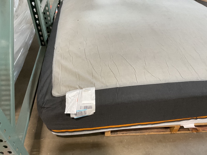 Photo 1 of **Dirty from transport**Nectar Premier Copper 14" King Mattress - Medium Firm Gel Memory Foam Mattress - 5 Layers of Comfort - Triple Action Cooling Tech - 365-Night Trial - Forever Warranty,White