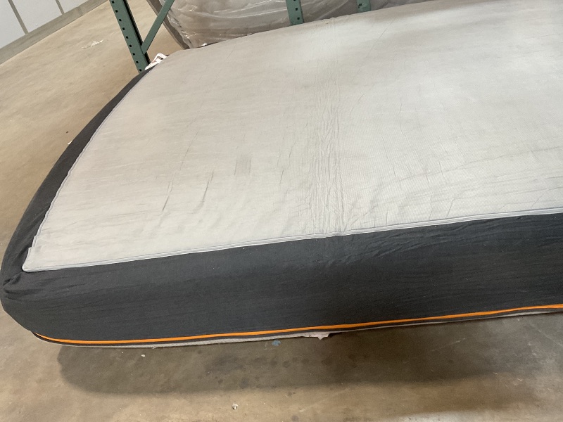 Photo 1 of **Dirty from transport**Nectar Premier Copper 14" King Mattress - Medium Firm Gel Memory Foam Mattress - 5 Layers of Comfort - Triple Action Cooling Tech - 365-Night Trial - Forever Warranty,White